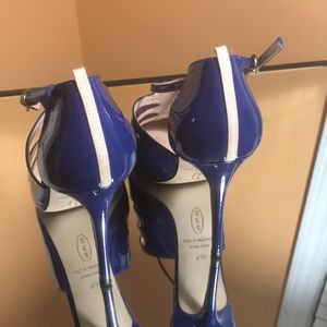 SJP purple patent leather pumps